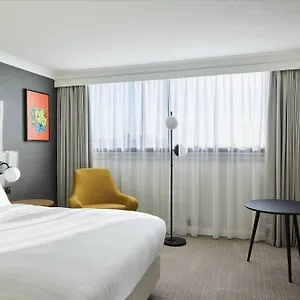 cardiff-marriott-hotel.cardiffhotelswales.com/